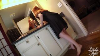 El niño cachondo de mamá - Lady Fyre Femdom Virtual Sex