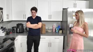 Winter Bell – Ich masturbiere auch gerne