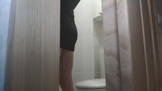 Das Ausspionieren der Schwester endet kurz vor ihrem Date mit einem Creampie