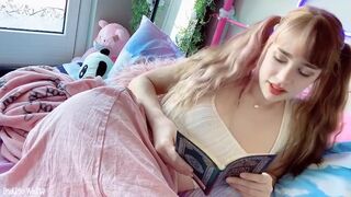 Indigo White – Schwester liest dir Märchen vor, um dich aufzumuntern