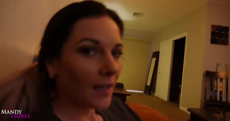 Mom mandy flores MANDY FLORES