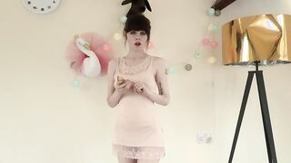 Sydney Harwin – Mommy's Breeding Parfüm