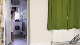 Schwester gibt einen unerwarteten Blowjob