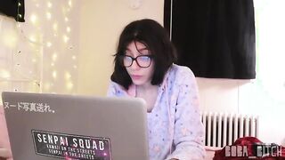 Boba_Bitch – Atemspiel und Spermaessen mit deiner Schwester