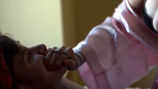 Mutter und Stiefsohn, beste Szenen aus einem Kurzfilm