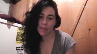 Natalie Wonder – Mamas schmutzige Wünsche – Lust auf ihren Jungen in der Waschküche