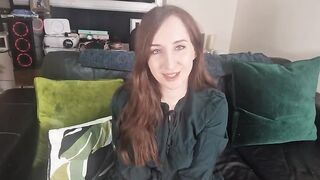 Brianna_Xo - Maman soumise Gangbang fils et amis