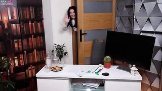 WetSchoolGirl – Dein Daddy ist beschäftigt, Baby