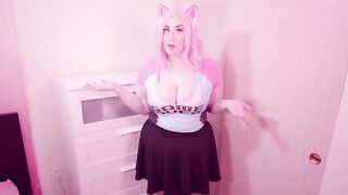 Kitty LeRoux – Mommy Wants to Be An E-girl