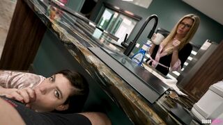 Nicole Rae in Stieftochter hat ein Geheimnis (Teil 1-3)