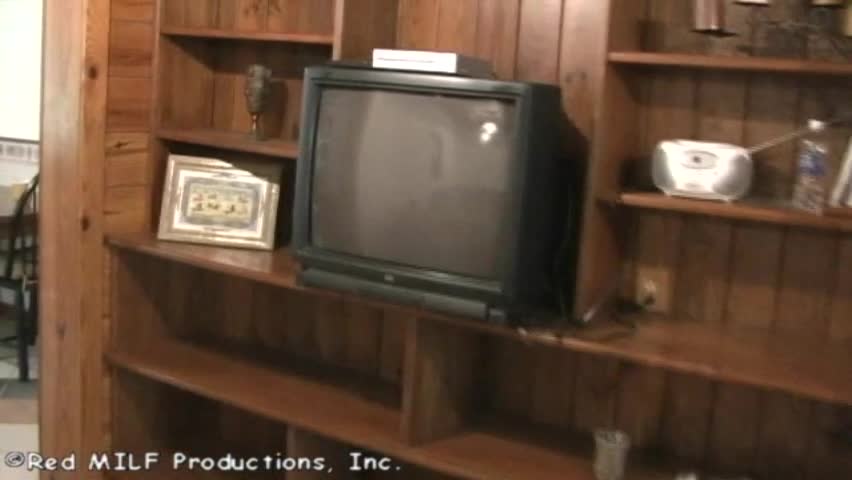 Rote MILF-Produktionen