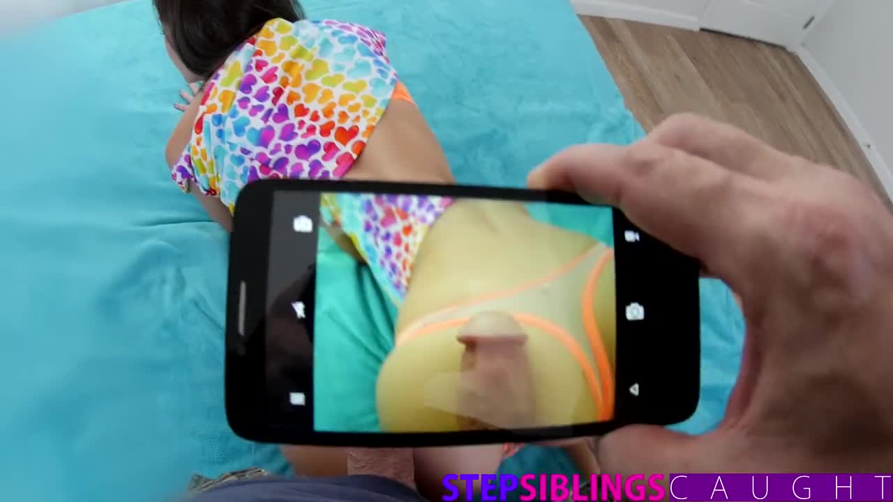 Stiefgeschwister erwischt